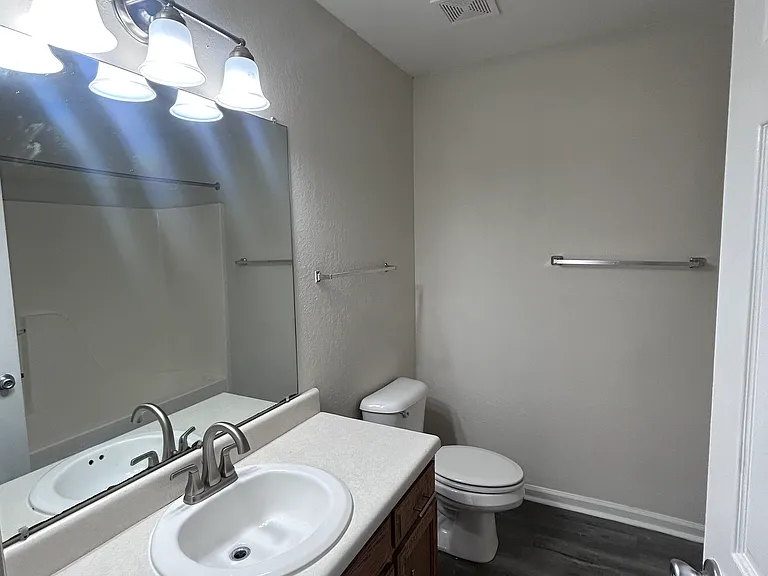 9894 Bettis Estates Ln — Photo 9