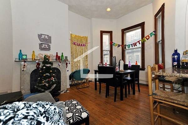 2nd image of 14 Wigglesworth St #02