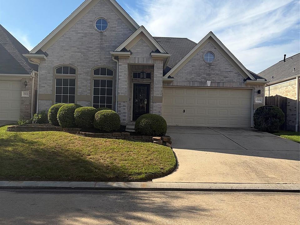 1st image of 15939 Cottage Ivy Cir