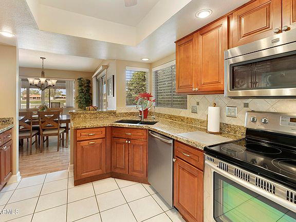 3rd image of 26034 S BRENTWOOD Drive