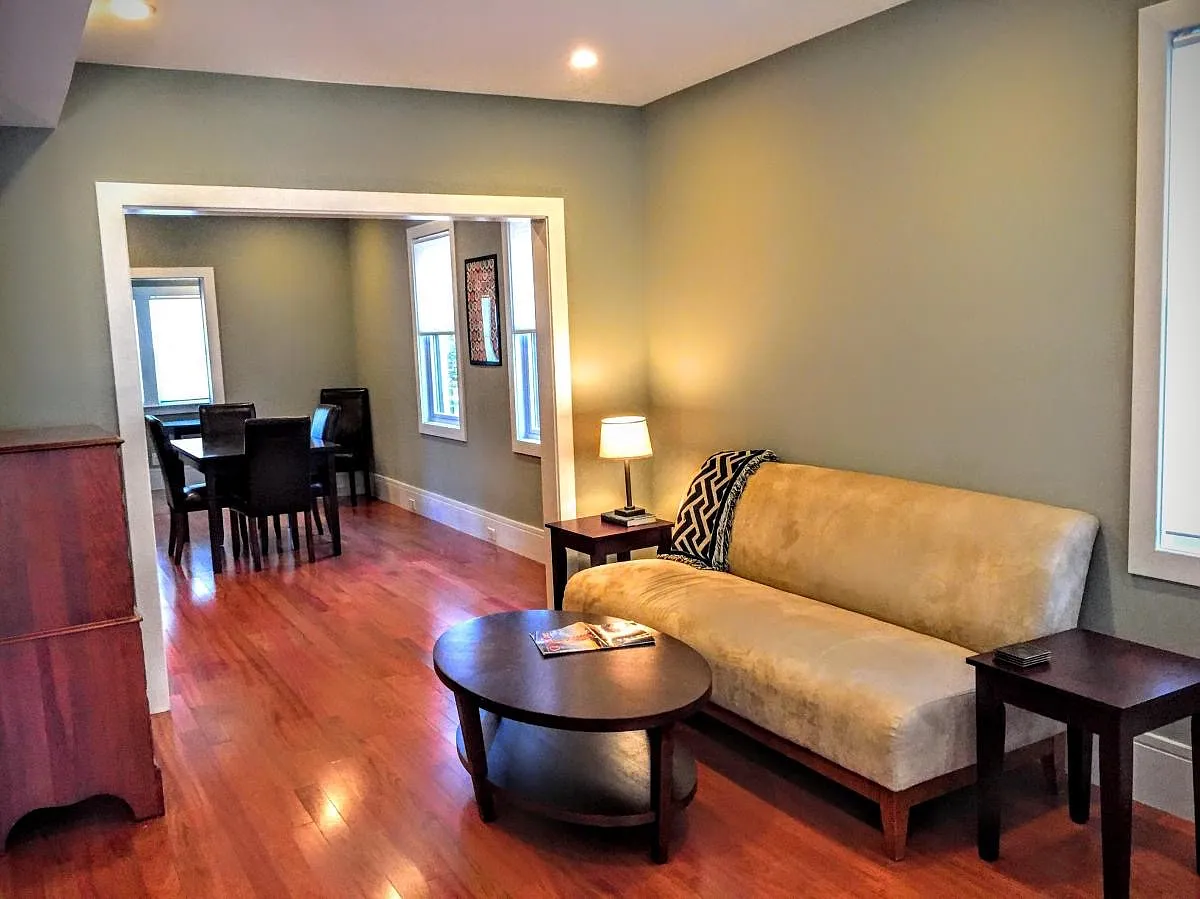 113 Hume Ave — Photo 2