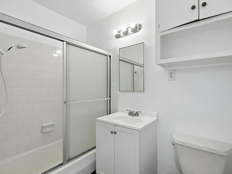 475 E Foothill Blvd — Photo 24
