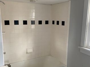 1617 W Monroe St, Springfield, IL 62704