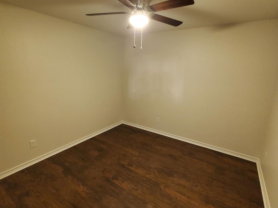1st image of 4823 Ash Ln Unit 1-B