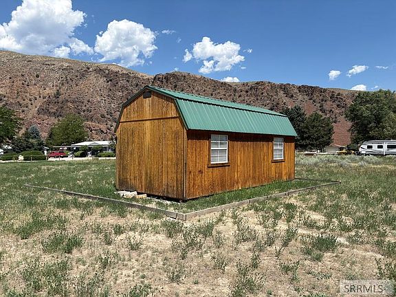 3rd image of 4 Antelope Dr
