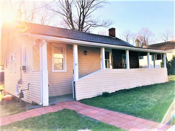 21 Foster Ave, Clifton Springs, NY 14432