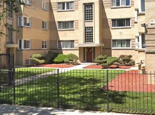 2046 E 72nd Pl #3, Chicago, IL 60649