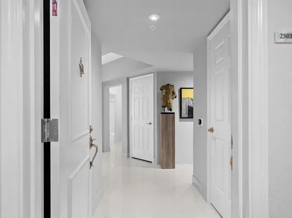 411 N New River Drive #2503, Fort Lauderdale, FL 33301