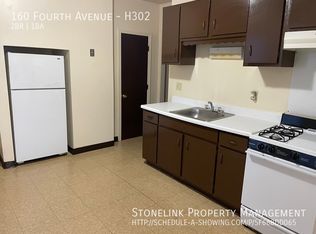 160 4th Ave APT H302, Woonsocket, RI 02895