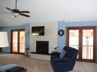 4325 E Bombay Rd, Midland, MI 48642