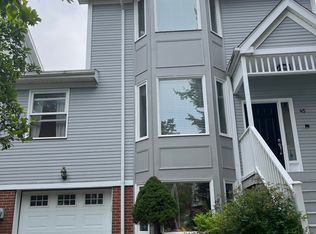 45 Anchor Dr, Halifax, NS B3N3J5