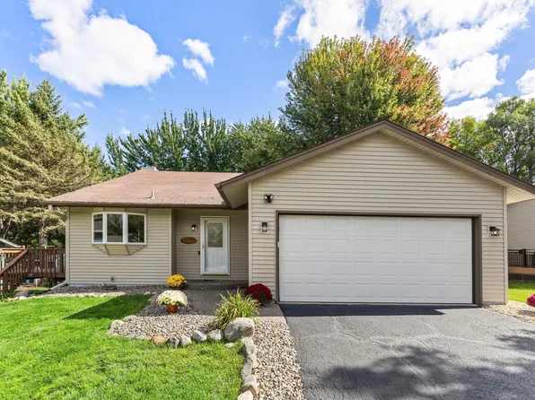 5700 Deer Trl E, Shoreview, MN 55126