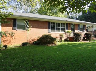 606 Elizabeth St, Athens, TN 37303