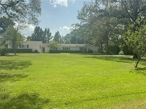 2nd image of 203 Flowers Rd
