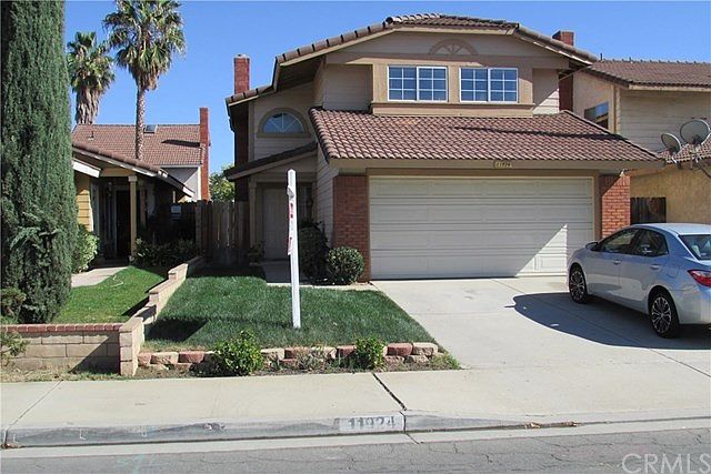 1st image of 11924 Meadow Wood Way