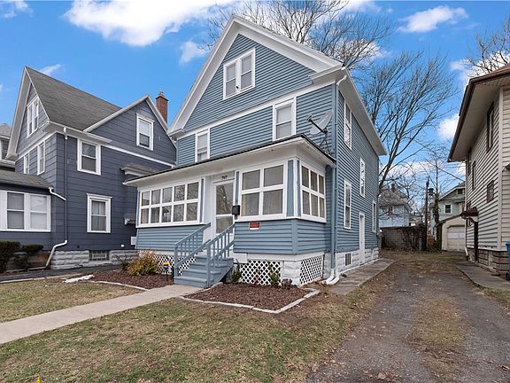 2nd image of 797 Seward St