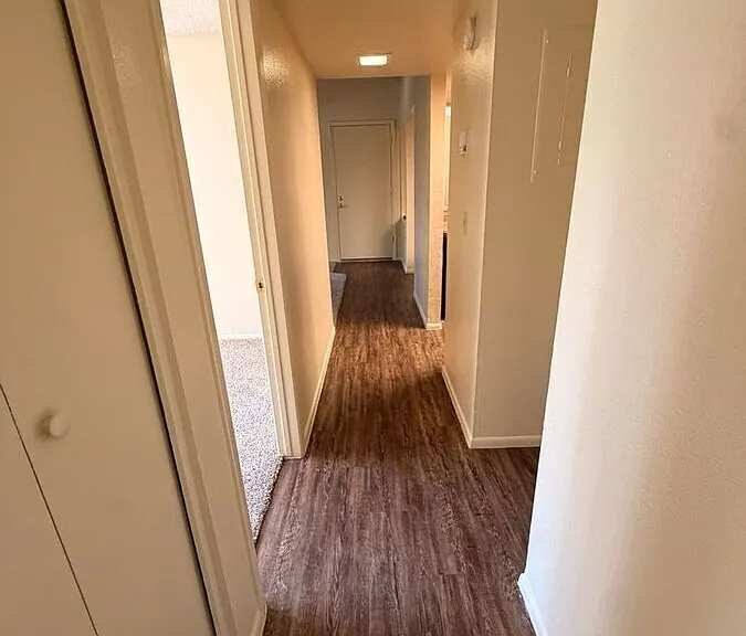 Parkside Apartments — Photo 107