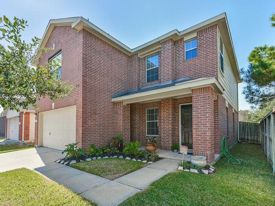 1st image of 21131 Tanner Woods Ln
