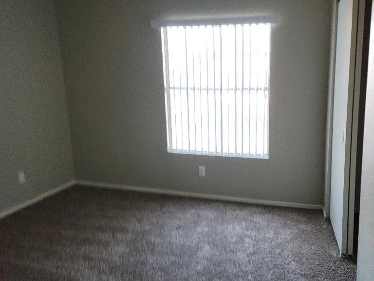 Three Bedroom at Ridge Falls, Apartments For Rent