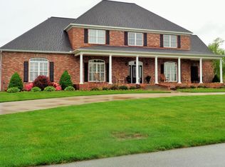 1619 Devin Dr, Carthage, MO 64836