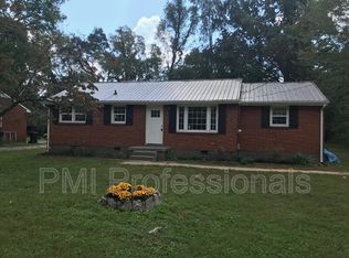 2010 Cypress Dr, Murfreesboro, TN 37130