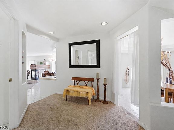 5th image of 9752 Lookout Canyon Ct