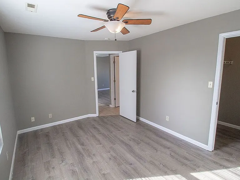 1518 Typhoon Ct — Photo 10