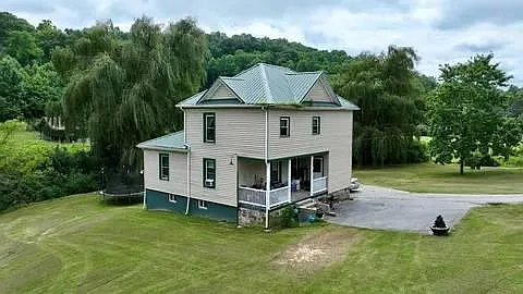7341 New Hope Rd photo 1
