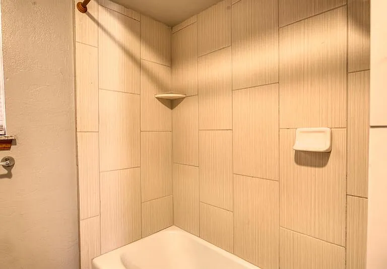 303 Kimberly Ln — Photo 15