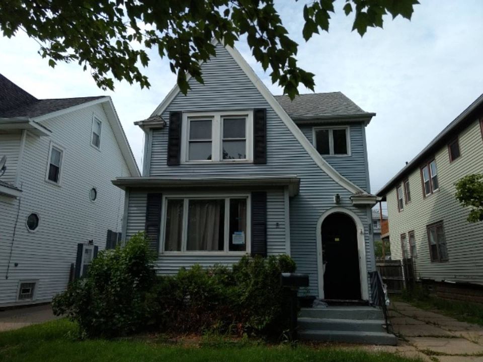 1st image of 240 Euclid Ave