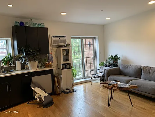 Rented by Corcoran | media 12