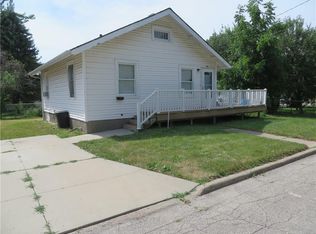 209 W 7th St S, Newton, IA 50208