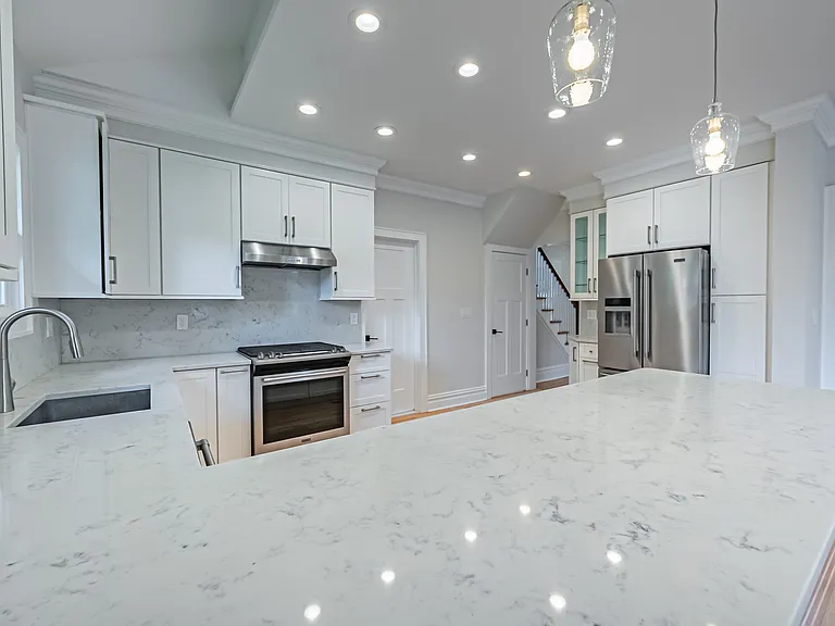26 Glenwood Ave — Photo 1