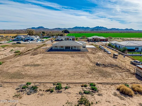 22926 W La Mirada Dr Photo 1