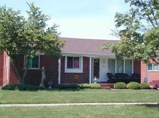 20353 Williamsburg Rd, Dearborn Heights, MI 48127