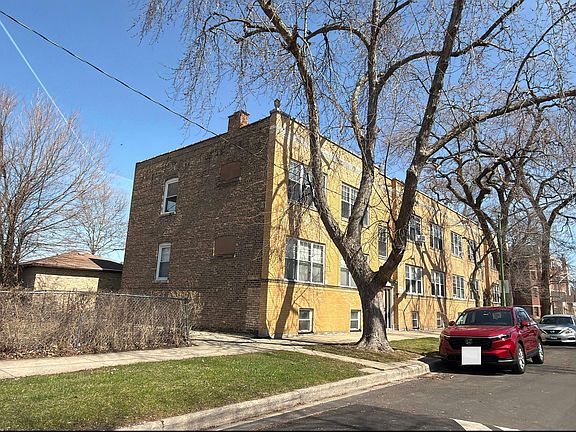 4th image of 2348 N Newland Ave