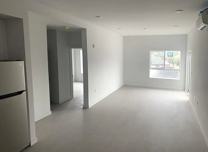 2 bed, 550 sqft, $2,395 — Photo 3