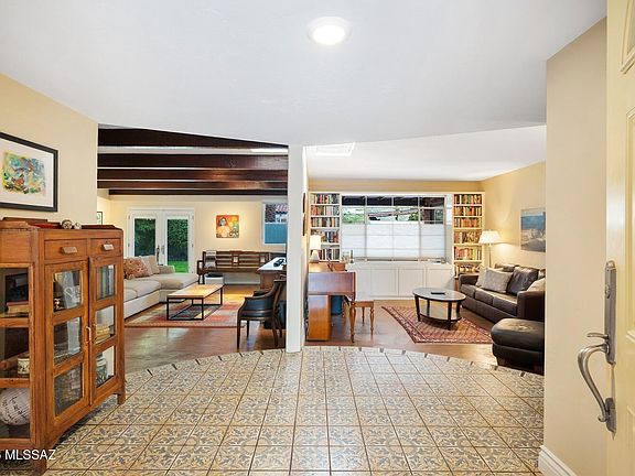 5th image of 170 S Irving Ave