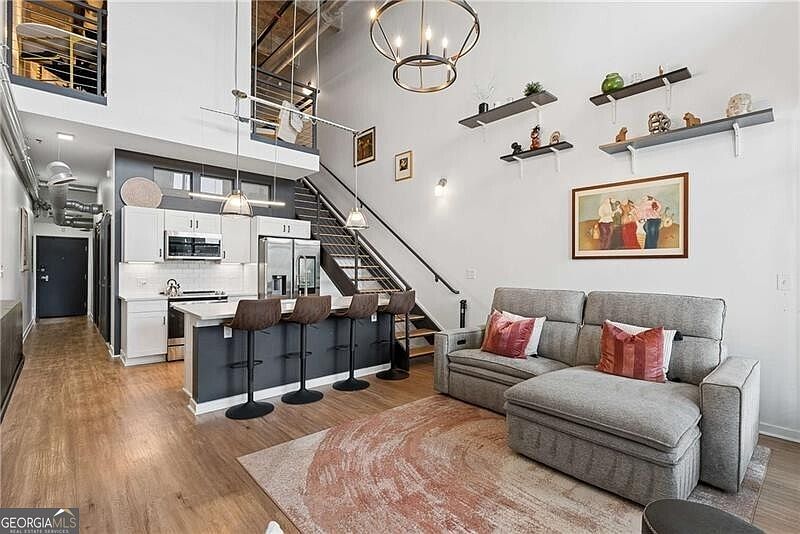1st image of 260 18th St NW Unit 10309