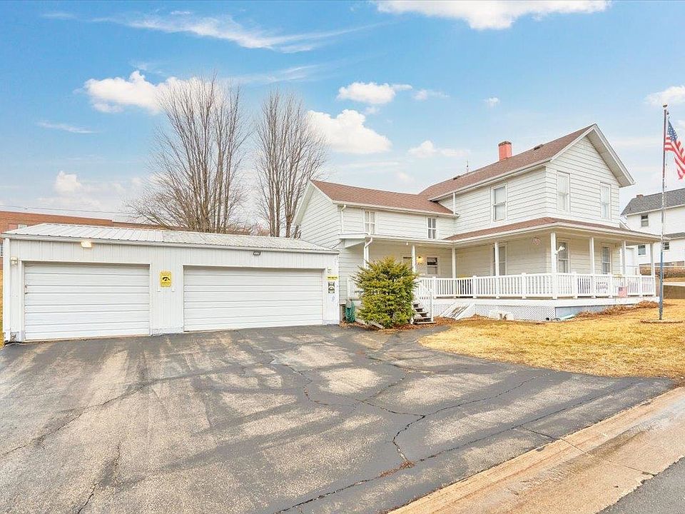 841 Main St, Holy Cross, IA 52053 Zillow