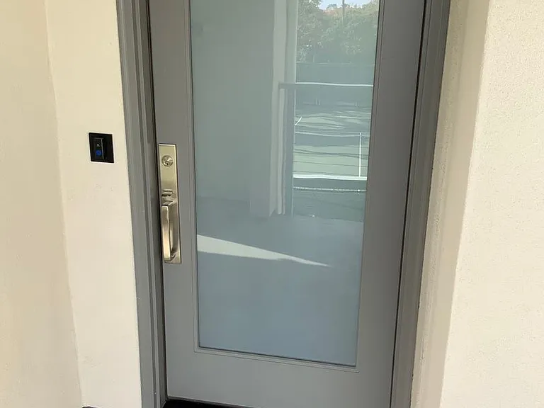 135 S Sierra Ave #14 — Photo 15