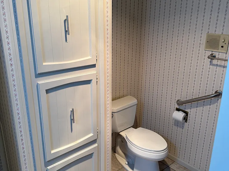 7885 NW Ridgewood Dr — Photo 11
