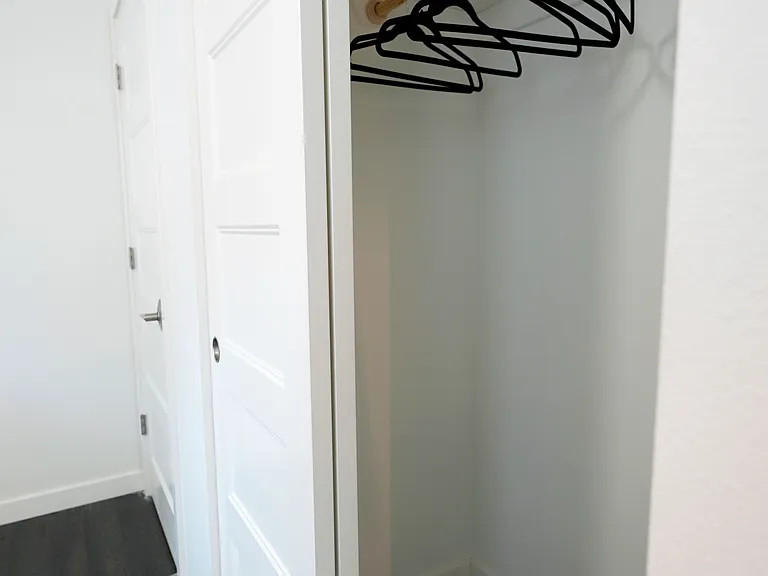 5234 15th Ave NE #202 — Photo 32