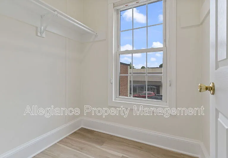 1506 B Mount Vernon Ave — Photo 13