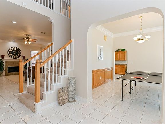 2nd image of 3305 Southmore Blvd
