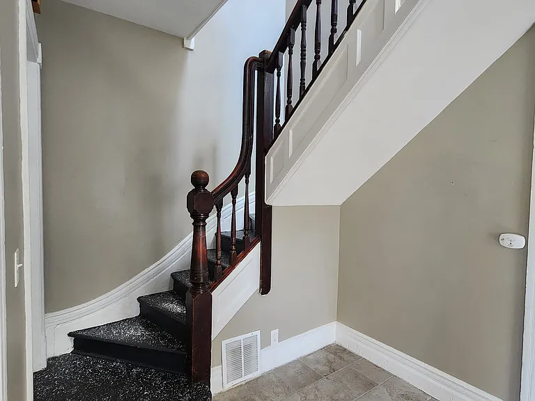 130 York St #1 — Photo 5