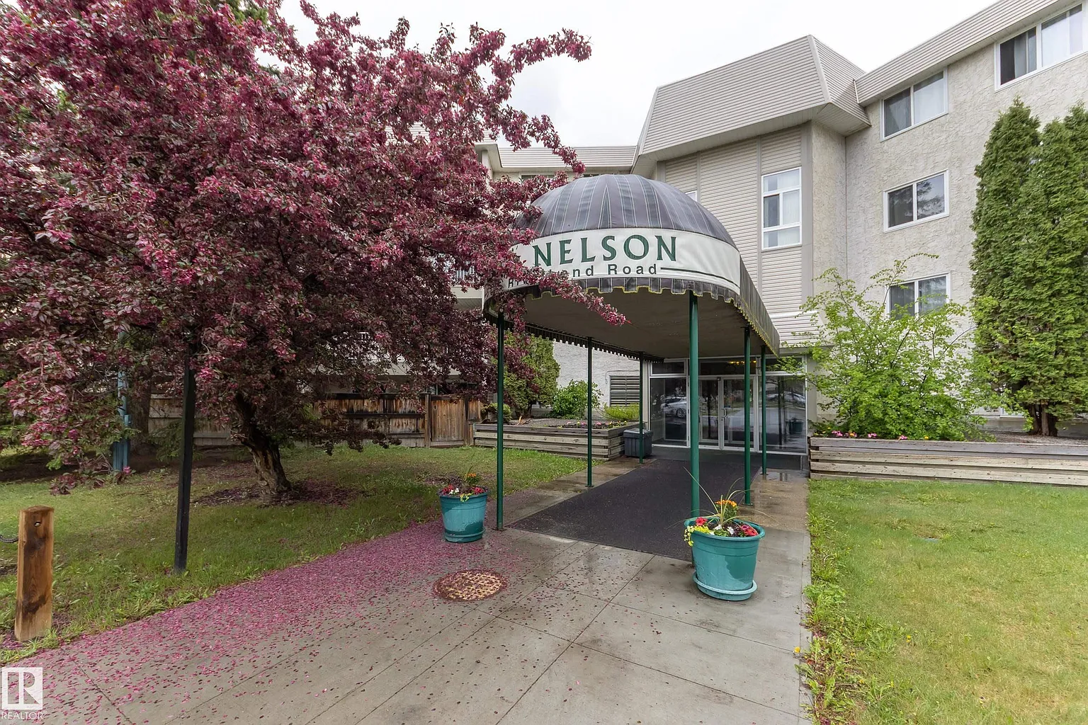 5125 Riverbend Rd NW #213 photo 1