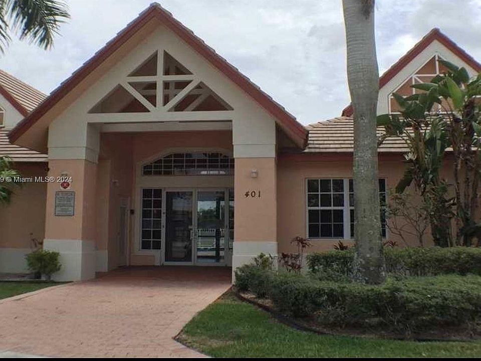 1st image of 566 NW 208th Way #566