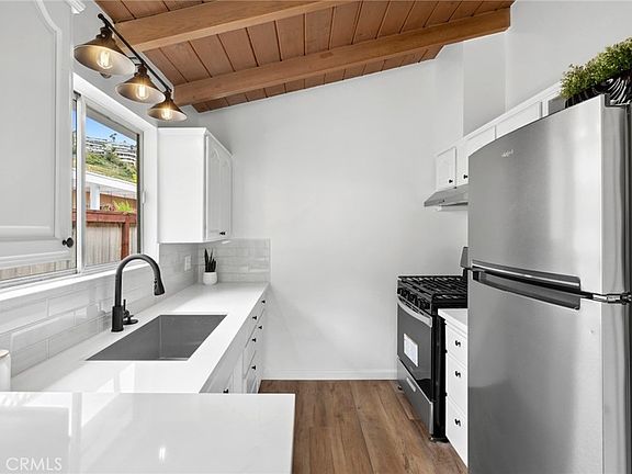 2nd image of 135 High Dr #135