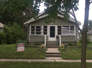 318 E 6th St, Perrysburg, OH